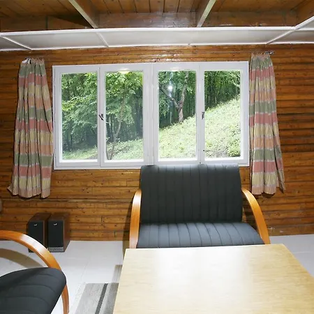 Harangvirag 36 Fahaz Kismaros