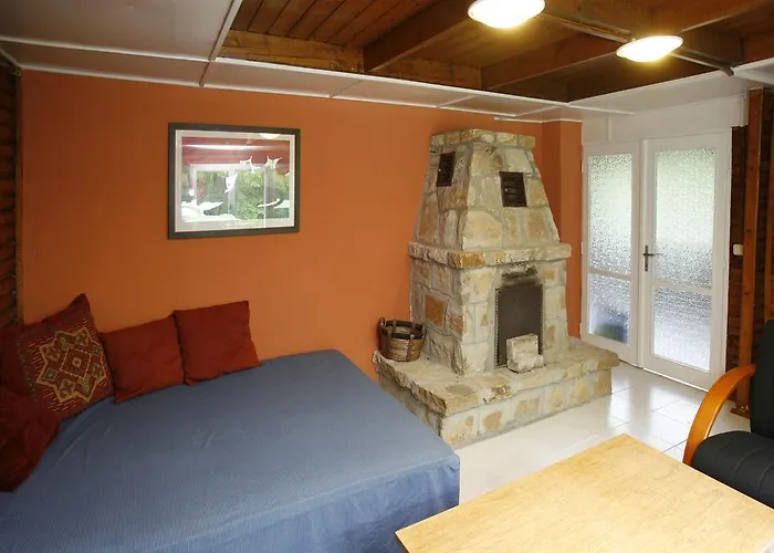 Holiday home Harangvirag 36 Fahaz Veroce